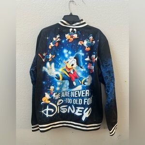 DISNEY Disneypark Donald snap button varsity jacket one size NWOT